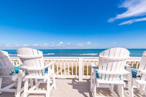 K1156 Village Views. Oceanfront, Village at Nags Head Amenities, Hot Tub