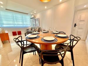 3 quartos, recepção 24h e garagem - Leblon