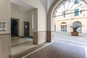 Elegant and quiet near the Colosseum