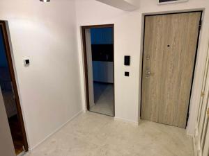 Modern apartment at the mountain foot by Managr