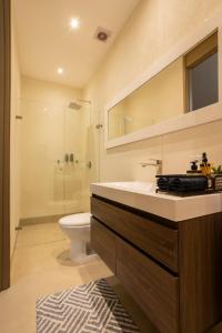 Downtown Loft Style Comfort and Everything at Your Fingertips