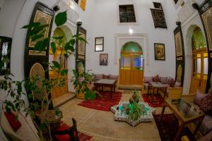 Shauala Riad -History Lives