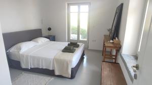 Waterfront villa with private pool and seaview