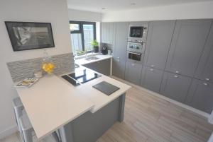 Pet Friendly 5 bed Boutique House in Wimborne Town