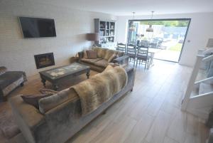 Pet Friendly 5 bed Boutique House in Wimborne Town