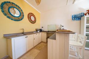 Beachside Bungalow - Your Private Own Beach