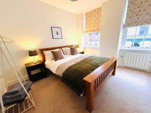 The Linen Loft - 2 Bed Luxury Apartment - Central Town Location