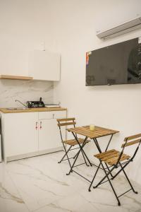 La Maison di Mery Naples Center