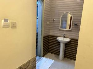 Almasa Al Khaleejia Serviced Apartments - الماسة الخليجية للشقق المخدومة