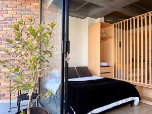 Elegante Loft Céntrico con Balcón