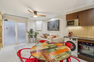 Modern 1BDR flat in the heart of Paris