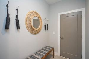 NASH(L) - Howdy House - 711C 26th Ave N #6