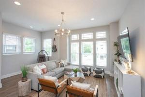 NASH(L) - Howdy House - 711C 26th Ave N #6