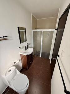 Modern and Comfortable House Excellent Location