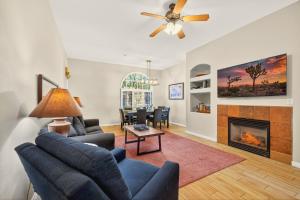 LV251 Cozy Downstairs 2BD-2BA Legacy Villa Condo