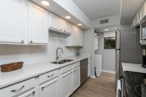 Treetops 5004 - Stunning Villa Beach & Coligny