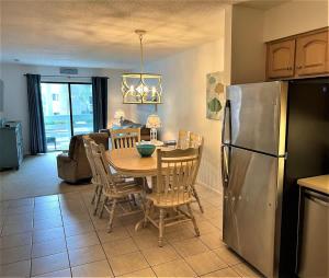 Fiddlers Cove 14F - Heated Pool and Hot Tub