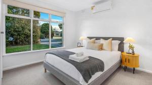 Sunnybank House with EV Charger