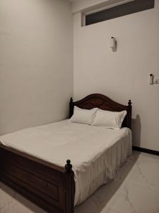 Cinnamon Shade by Achievers