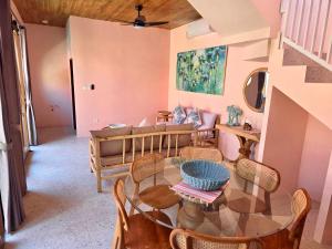 Bali Dream Villa in the heart of Sanurs premier Shopping, Dining and Entertainment