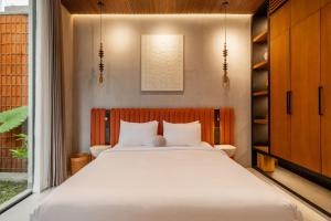 New 2BR Tropical Stylish Villa Canggu - 4 min to Finns