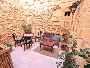 IntoTheGreen - Art Holiday House on Gozo