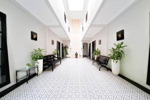 Urbanview Hotel Rumi Rooms Syariah UMS Solo