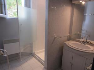 Maison au calme près des plages à LAiguillon - FR-1-194-353