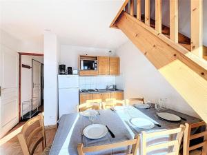 Duplex spacieux avec balcon et vue montagnes à La Toussuire - FR-1-267-334