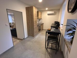 Gîte paisible avec jardin et animaux acceptés en Allier - FR-1-489-618