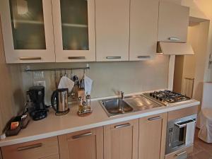 Modern holiday home in Foligno - Loc with pool