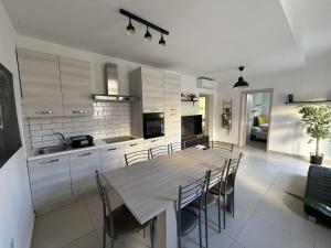 Calypso - 3BR 2BA with Mercury View, Paceville