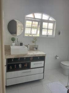 Bela casa com piscina