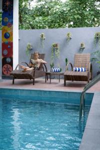 Serene Villa Icaro in Downtown El Nido with Cliff View