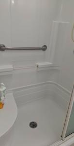 3 bedroom main level of the houseyours