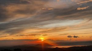 Villa Trawas Bandungan View of Lake & 7 Mountains