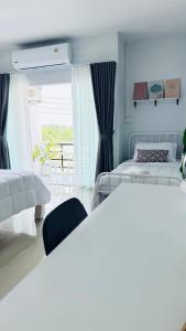 River 1 2BR 8Pax 9 Mins to LeeGarden Free Netflix