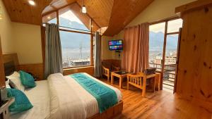 The Rohtang Chalet