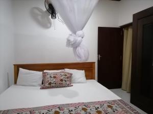 Lisara Homestay - Private Upstairs Apartment