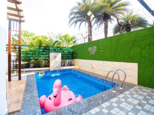 Nakshatra 4bhk Villa by DanCenter | BBQ | Pvt pool | Lonavala