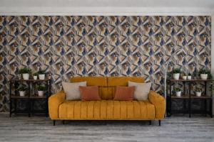 Comfort 18 Real Family Home