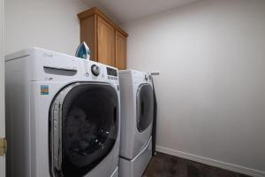 Great Green Mountain Retreat