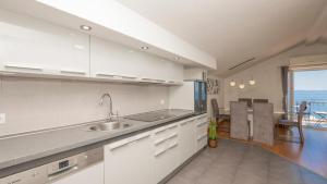 Villa Elizabeta Makarska by Villas Guide