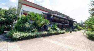 OYO 75343 P TWO P Resort