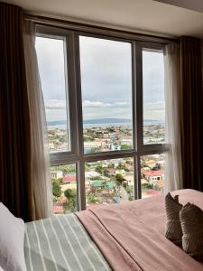 Condo In Abreeza Mall Netflix & Overlooking Samal