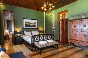 Garfield Bungalow by TONIK