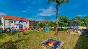 Villa Elena - Makarska by Villas Guide