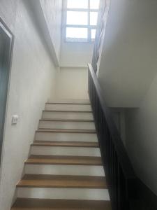 Glasshouse 4 - 2 bed house close to Chaloklum beach