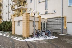 Metro Ursynów Homely Apartment by BookingHost