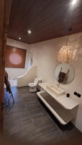 Arch Penida by Bali Cabin